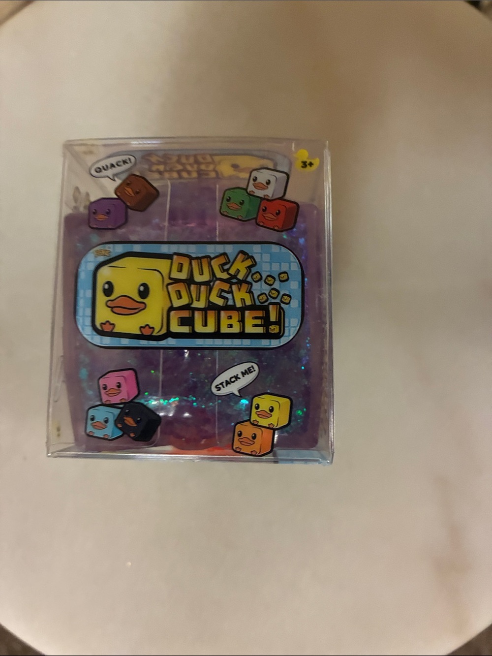 Duck Duck Cube - Picture 2 of 5